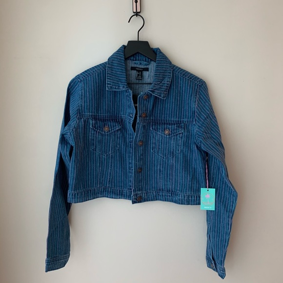Forever 21 Jackets & Blazers - NWT Cropped Denim Jacket